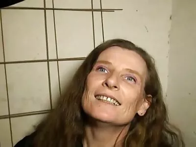 Heißes sexfilme mit reifen frauen kostenlos Latina-Mädchen hüpft auf den BangBus, um ihre enge Muschi gefickt zu bekommen Video (Issa Rose)