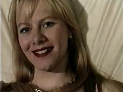 Jiggle My kostenlose sexfilme mit reifen frauen Jugs-Video (Sarai)