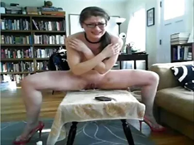 Video zum Herumtoben auf dem sexfilme ü50 Dach (Callie Calypso)